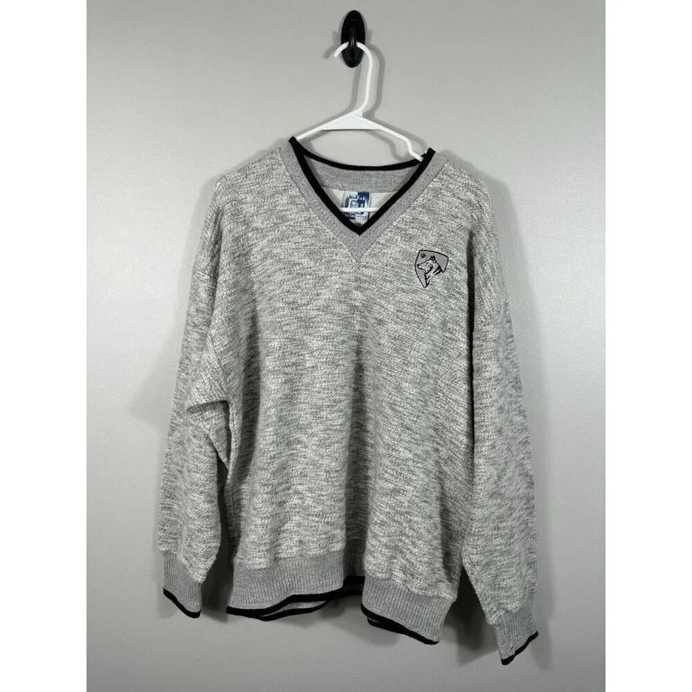 Art Unlimited Sweater shirt Mens‎ Large Gray Aztec Nub Wolf Sweatshirt V Neck